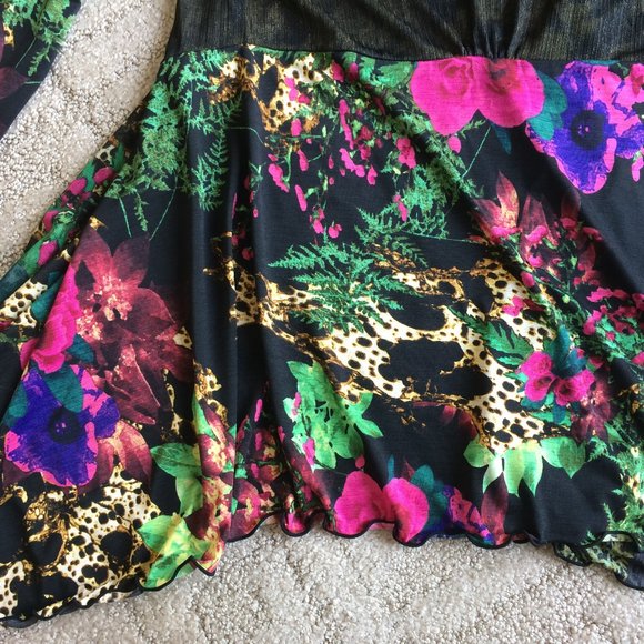 Zion long sleeve floral open front top Size M - Picture 9 of 15